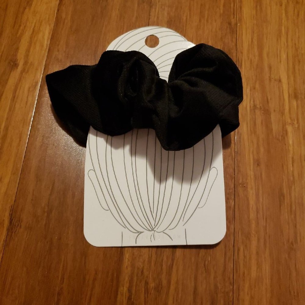 Black hair scrunchie - Large